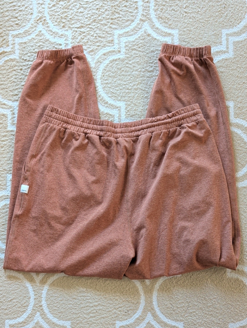 Vuori Boyfriend Joggers Brown EUC - Picture 3 of 6